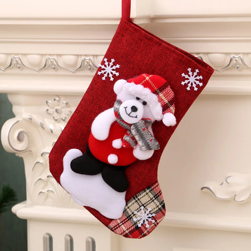 Meias de Natal Penduradas: Adorne sua Árvore com Papai Noel, Bonecos de Neve e Enfeites Importe Go 4 