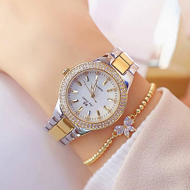 Relógio Feminino de Luxo + Brinde Exclusivo Relógio Feminino de Luxo Importe Go Ouro/Prata Pulseira de Cristal 